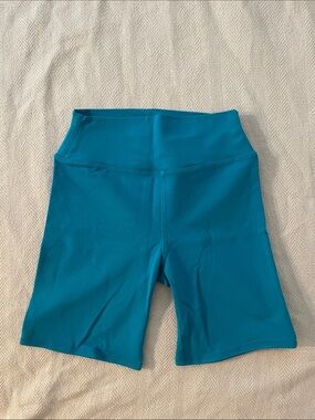 Yellow Label shorts (blue)